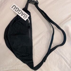 Brand new BAGGU black nylon crescent fanny pack with tags on